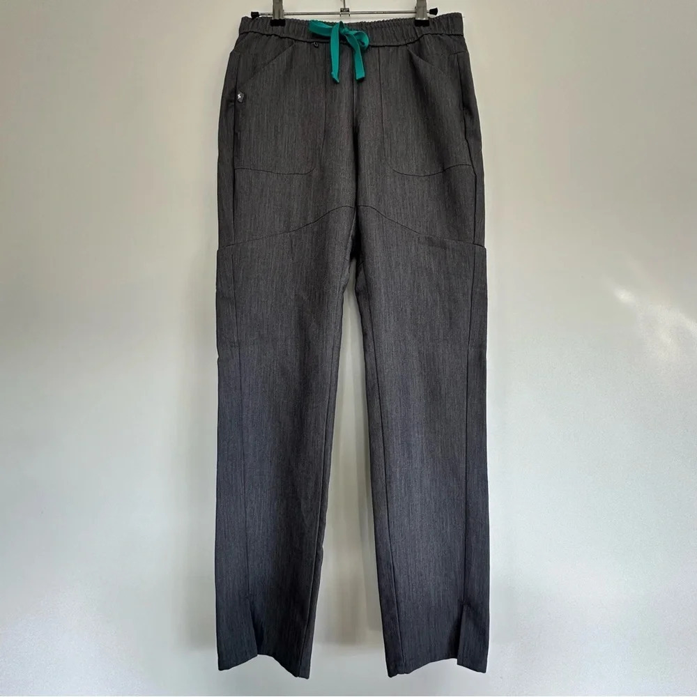 {Figs] cargo scrubs